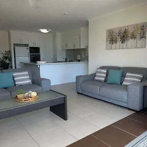 Resort Majorca Isle Beachside, Maroochydore