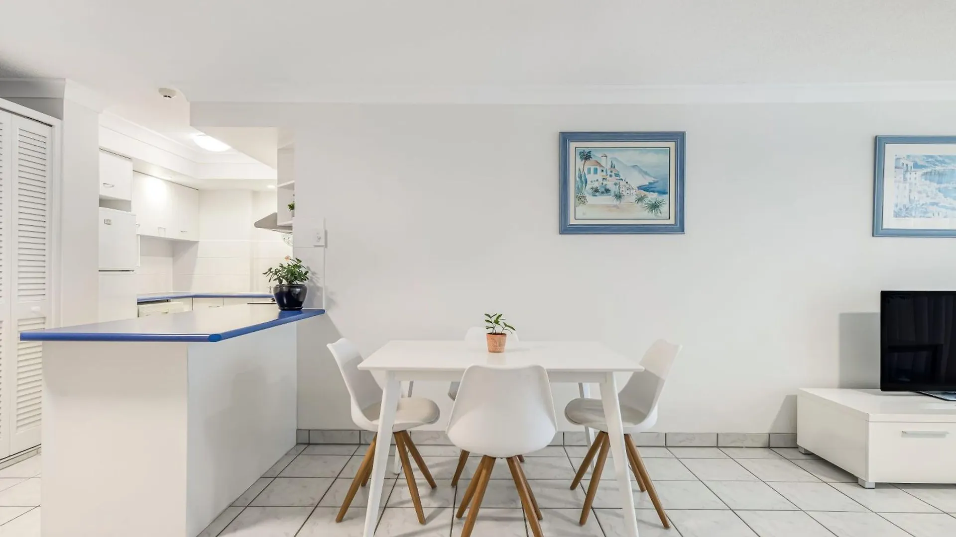 Elouera Tower Aparthotel Maroochydore