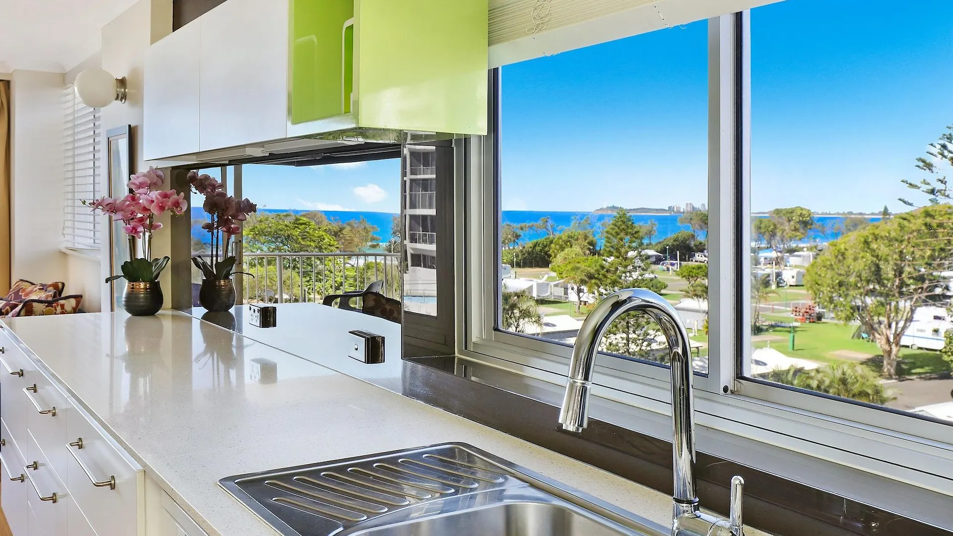 Elouera Tower Aparthotel Maroochydore