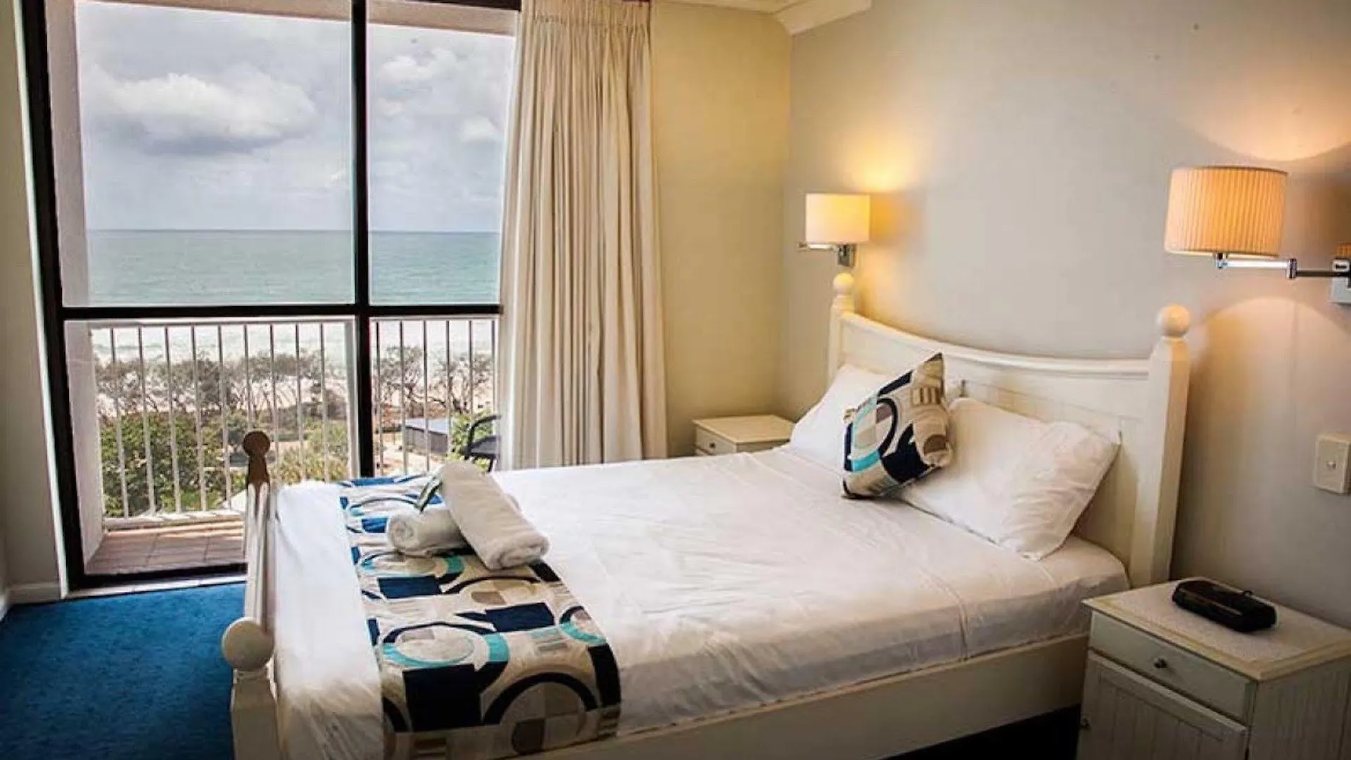 Elouera Tower Aparthotel Maroochydore