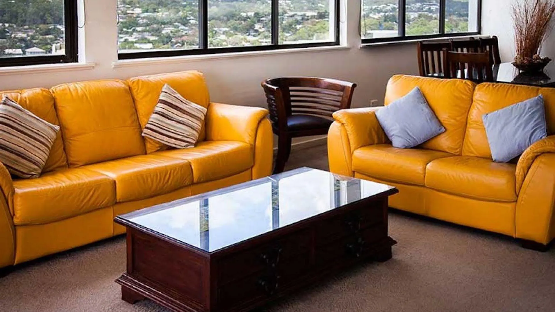 Elouera Tower Aparthotel Maroochydore 3*,  Australia