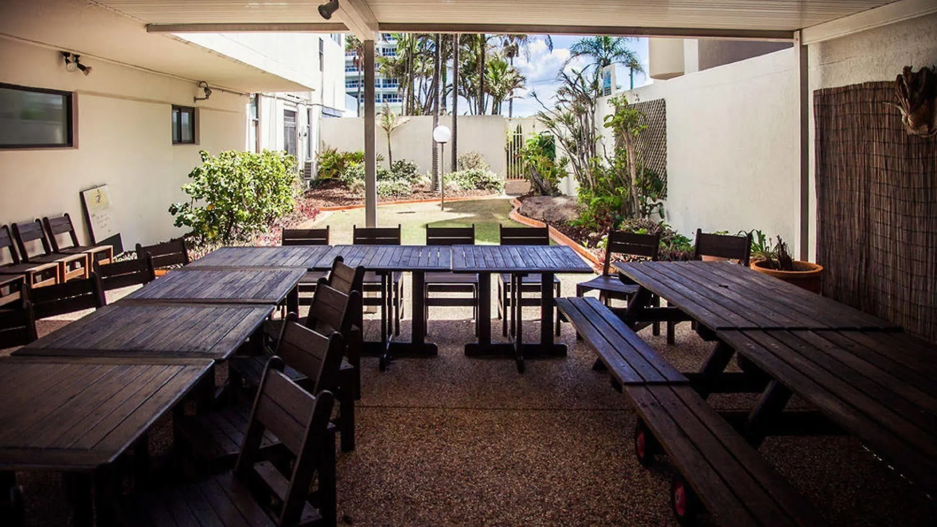 Elouera Tower Aparthotel Maroochydore