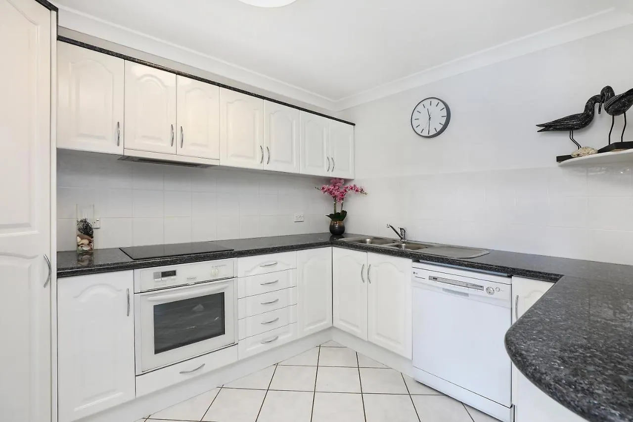 Elouera Tower Aparthotel Maroochydore